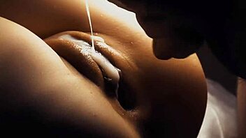 他两次把温暖精液射入我体内，推得深深的。我剃光阴部感觉每滴