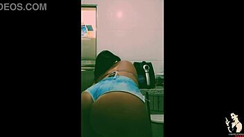 suellen santos panics after losing cell phone with masturbation video played online