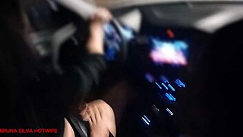 brasileira bruna silva hotwife - primeiro encontro com um f� - parte 1-4 com legenda 😈