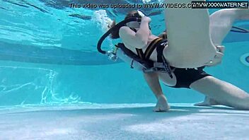 Minnie Manga Takes Dick Underwater