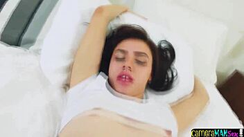 Trimmed teen cutie enjoys POV homemade fun