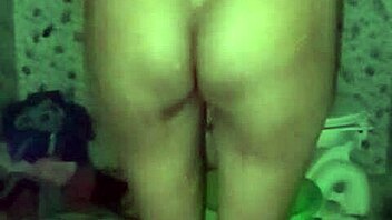 Priya Bhabhi nude bathing shows sweet asshole and pussy 😍