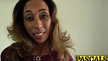 Nasty Brunette Jenna Joy Craves Hard Deep Fingering