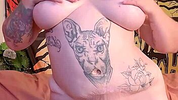 Chatting about orgasm squirt using a huge dildo with riding.