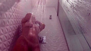 i fucked my hot sister-in-law in the shower, it was amazing