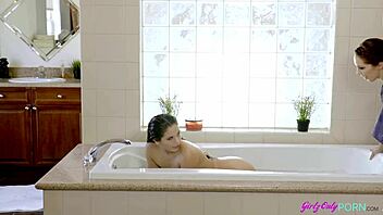 jenna sativa lucy doll teen 18+ feels so good with ass and shaved pussy