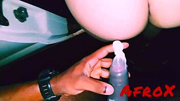 Pegou A Putinha No Carnaval E Comeu No Meio Da Rua!