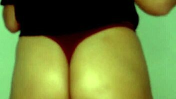 Mi Hermanita Invita A Su Amiga Colegiala Bien Tetona A Casa Y Me La Cojo A Escondidas Diana Marquez - Instagram 2001Xperience.