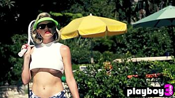 Big Boobs Blonde Milf Lindsey Gayle Evans Takes Off Her Lingerie and Exposes Amazing Naked Body