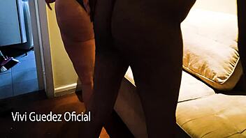 yo, Cavalona’s buddy shows her how to work that phone real good!