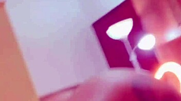 Redhead novinha squirts and begs for cum in her wet pussy