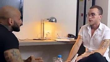 Tatuado hetero bangs the doctor in hospital. Bareback action unfolds with Brazilian heat.