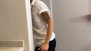 Tatuado hetero bangs the doctor in hospital. Bareback action unfolds with Brazilian heat.