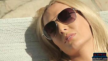 Blonde milf strips in Houston photoshoot