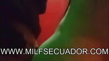 Ya me aburrí del mismo de siempre ahora me follé a un fan