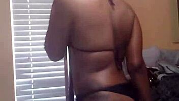 naej twerks ass and grinds pussy on pole