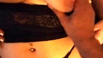 Hey, show me those big tits!