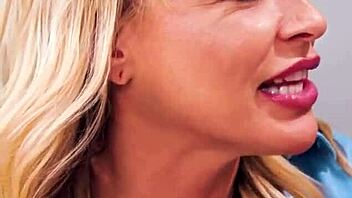 Busty Milf Cougars India Summer In Girl-On-Girl Threesome With Vibrator And Face Sitting!