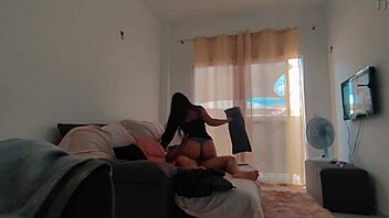 i arrived by surprise in bathroom with maid