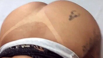 i couldn't resist this hot brunette and ate her pussy good