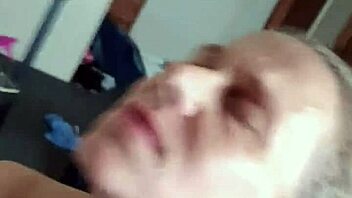 i spit cum on her tits