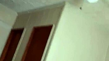 i spit cum on her tits