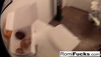 romi rain toys her tight wet pussy with dildo 😍