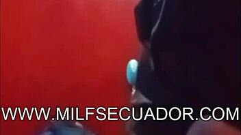 Ya me aburrí del mismo de siempre ahora me follé a un fan