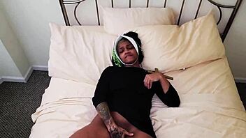 Nun rides hard in wild 3sum with two priests!