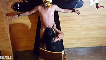 Hey, I’m Kitty, watch this latina teen get pounded in the shower! 🚿🔥