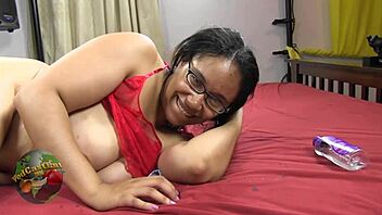 sunshine skittlez masturbates with dildo in solo casting interview