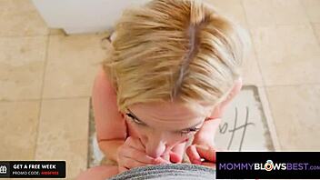 My Blonde Stepmom Sucked My Cock in the Kitchen 😍