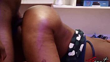 Pretty Girlfriend Takes Big Black Cock In Wet Pussy Doggy