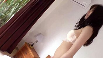 this beautiful asian girl shows her sexy body at home part 2