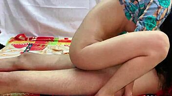 aunty gets fucked by teen boy with hindi audio