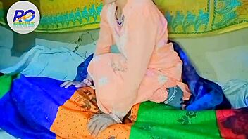 Desi Brother And Sister Fucking In Salwar Kameez With Hindi Voice