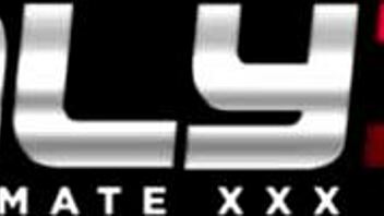 Mercedes craves cock with juicy Angelika Grays in heat