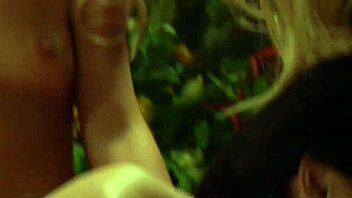 i'm the naughty lesbian mistress punishing my slave with a strapon