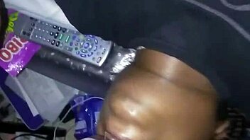 Big Booty Midget Sneaks In, Drives Me Wild