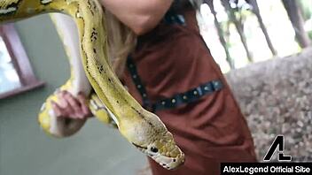 Minotaur Alex Legend Bangs Da Viking Nicole Aniston?