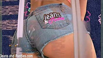 Showing off my natural tits fetish 😘