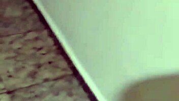 favela cruising ii - neg�o empurrou 25cm de pica grossa na minha boca!