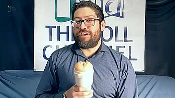 Unboxing and reviewing 161 cm K-cup doll