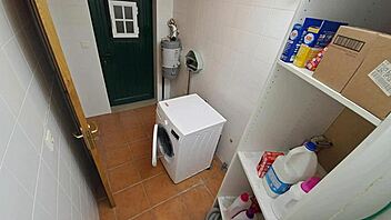 fucking latina maid on laundry machine 😘