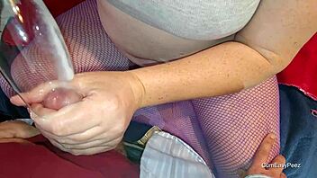 Incredible! Cum and piss play up close rocks