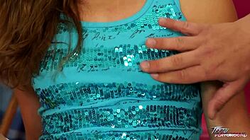 Wow, this ugly-faced teen got cum all over her long hair! 😜