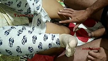 Hey babe, come over for some hardcore anal with this Indian teen call girl!