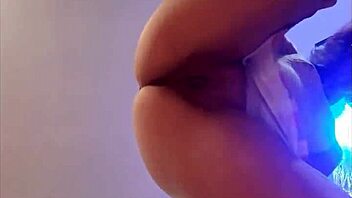 i caught this girl pissing everywhere in wild public clips