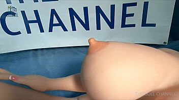 Unboxing and reviewing 161 cm K-cup doll