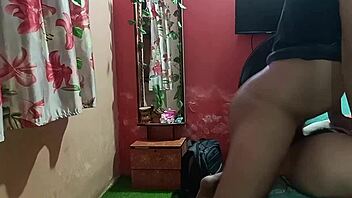 Desi Bhabhi Ki Chut Chudai With Fat Mother In Law